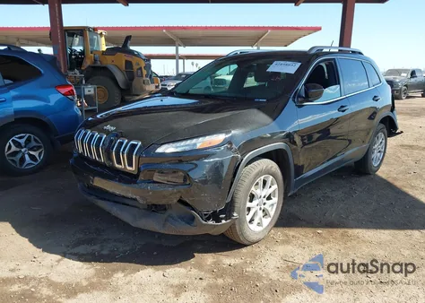 2015 Jeep Cherokee Latitude z USA, uszkodzony, nr VIN 1C4PJMCS1FW559577